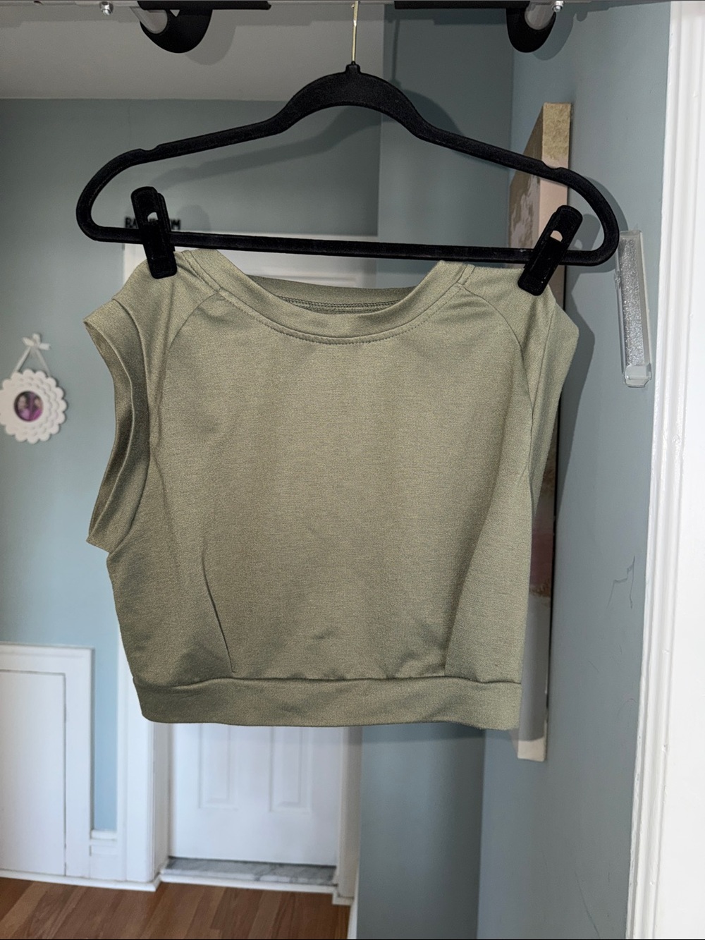 Cropped Sleeveless Knit Top - Olive Green